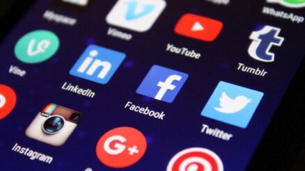 How to use social media for change management